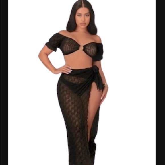 Beautiful 2 Piece Swim Cover Up - Picture 1 of 1